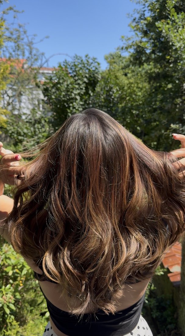 Balayage brun lumineux — réalisation Maxance Coiffure Woluwe-Saint-Pierre